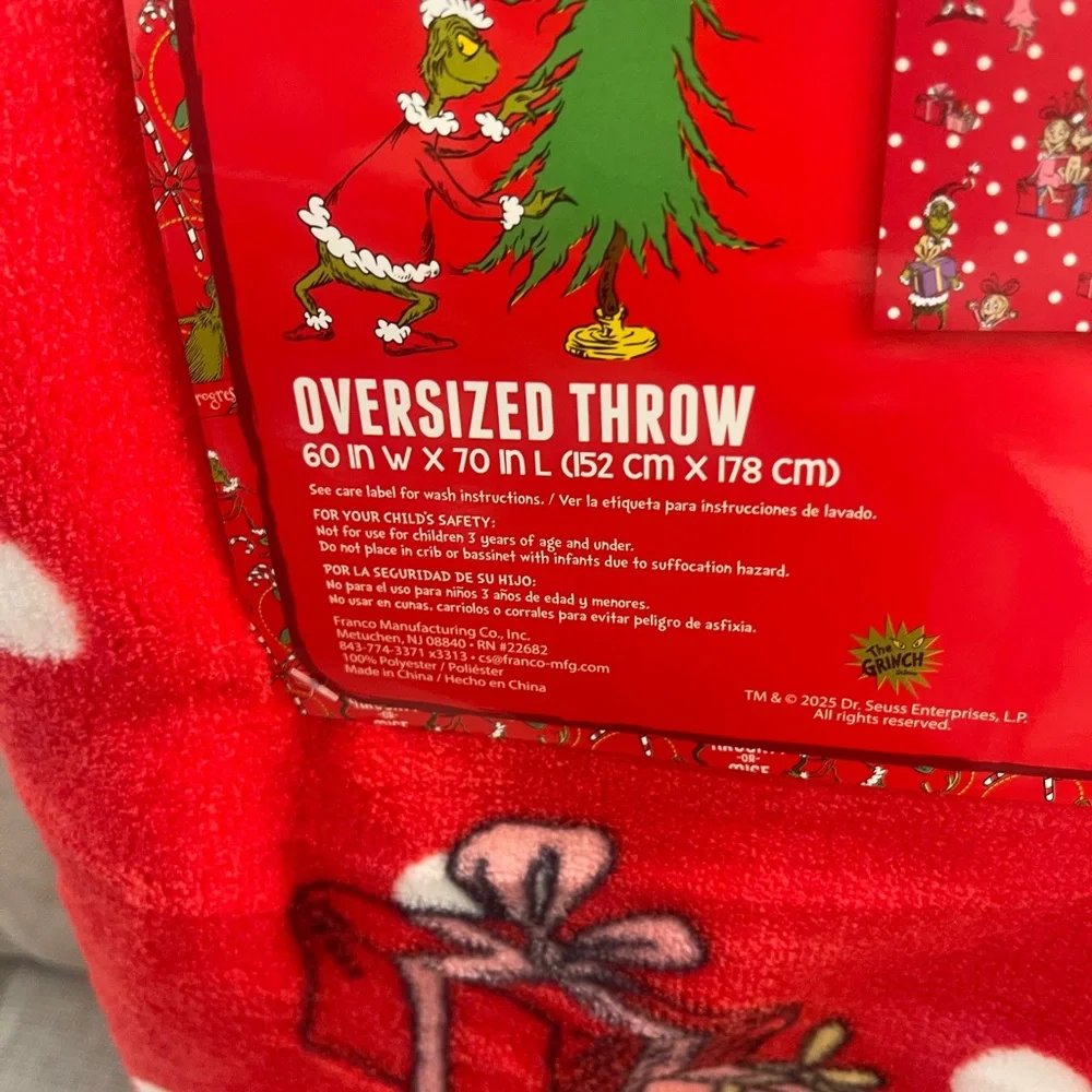 The Grinch Christmas Cindy Lou Who🎄 Red Holiday Plush Throw Blanket 60”x70 NWT